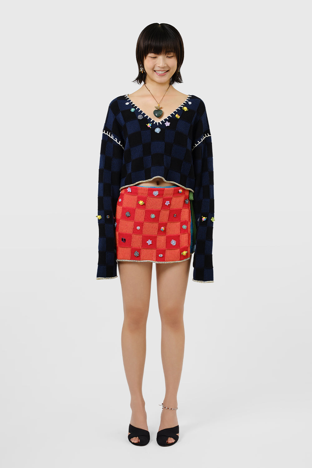 Embellished Check V-neck Cropped Pullover