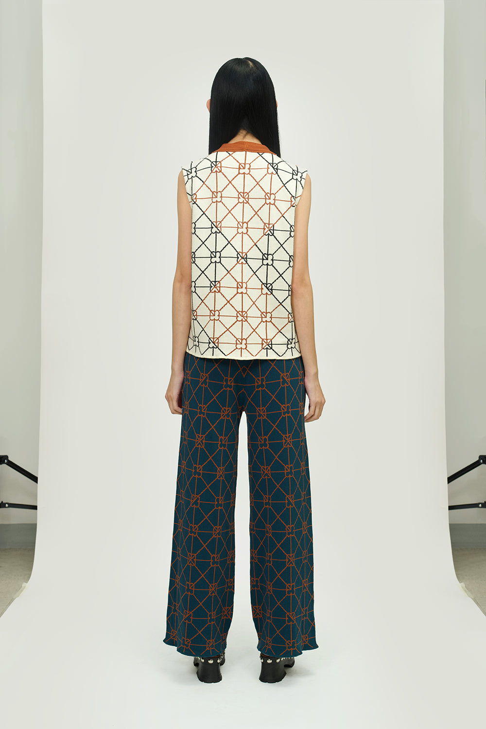June Easy Waistcoat