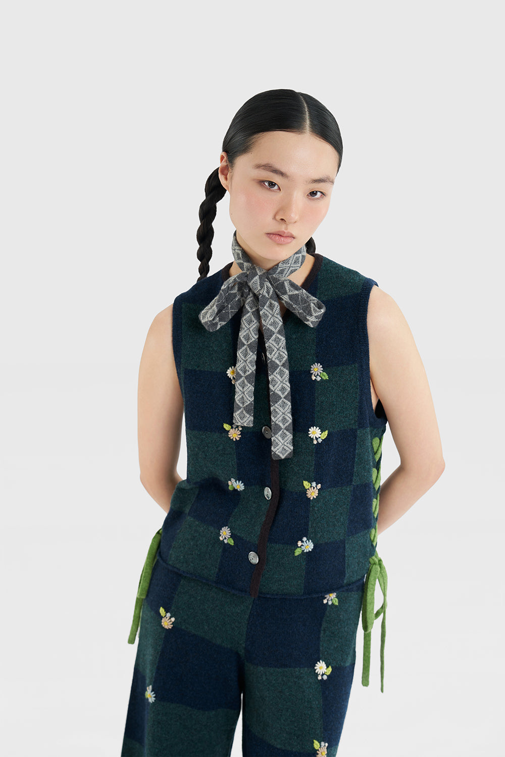 Daisy Check V-Neck Boxy Waistcoat