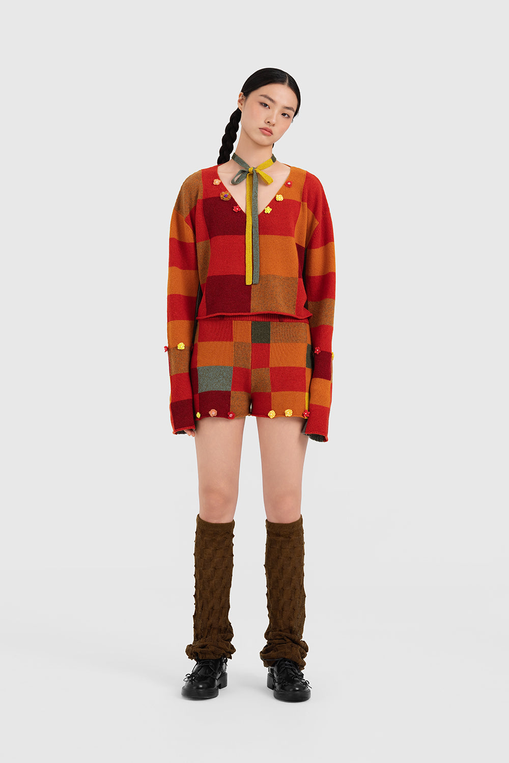 Checked V-neck Crop Pullover