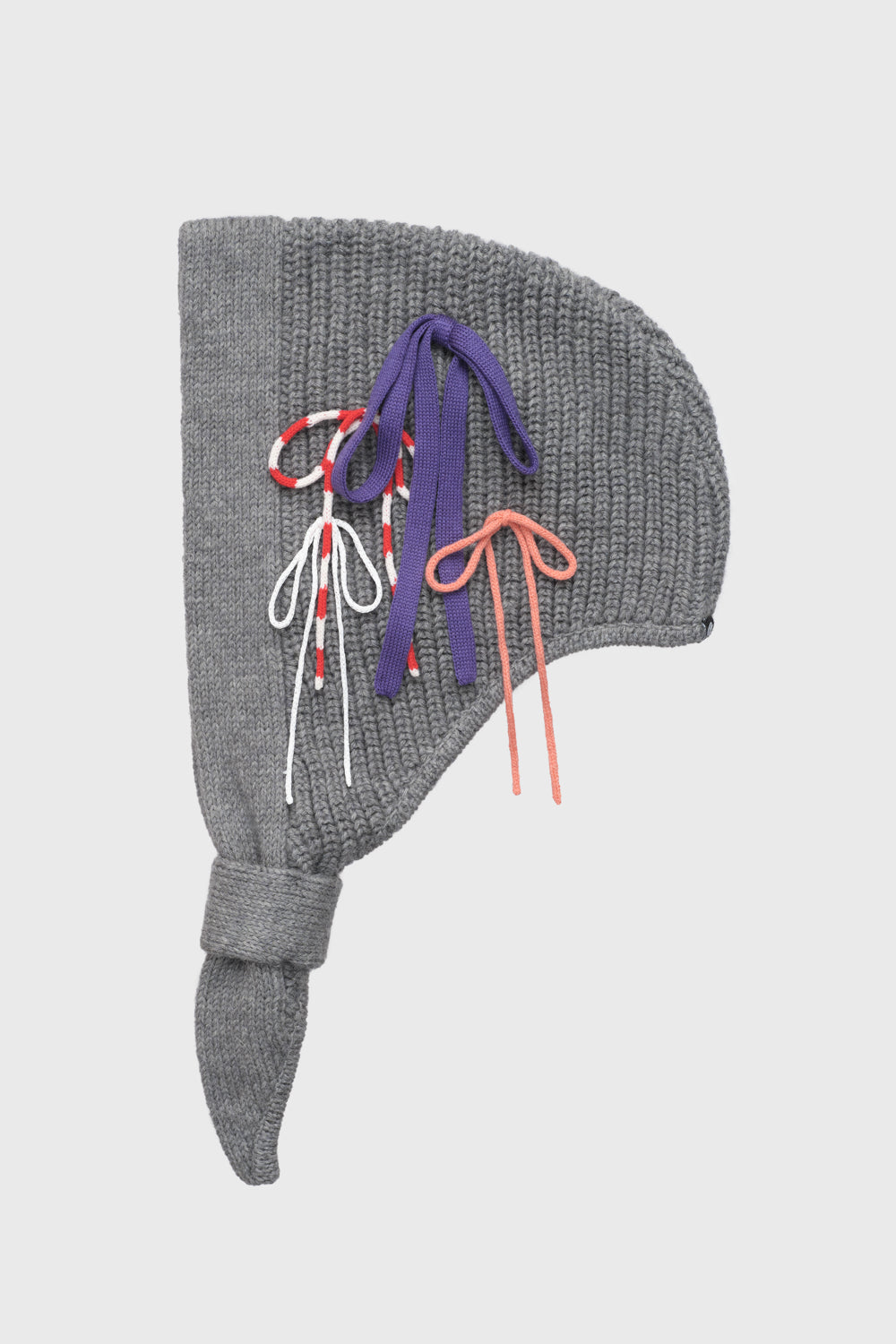 Frosty Tie Hood