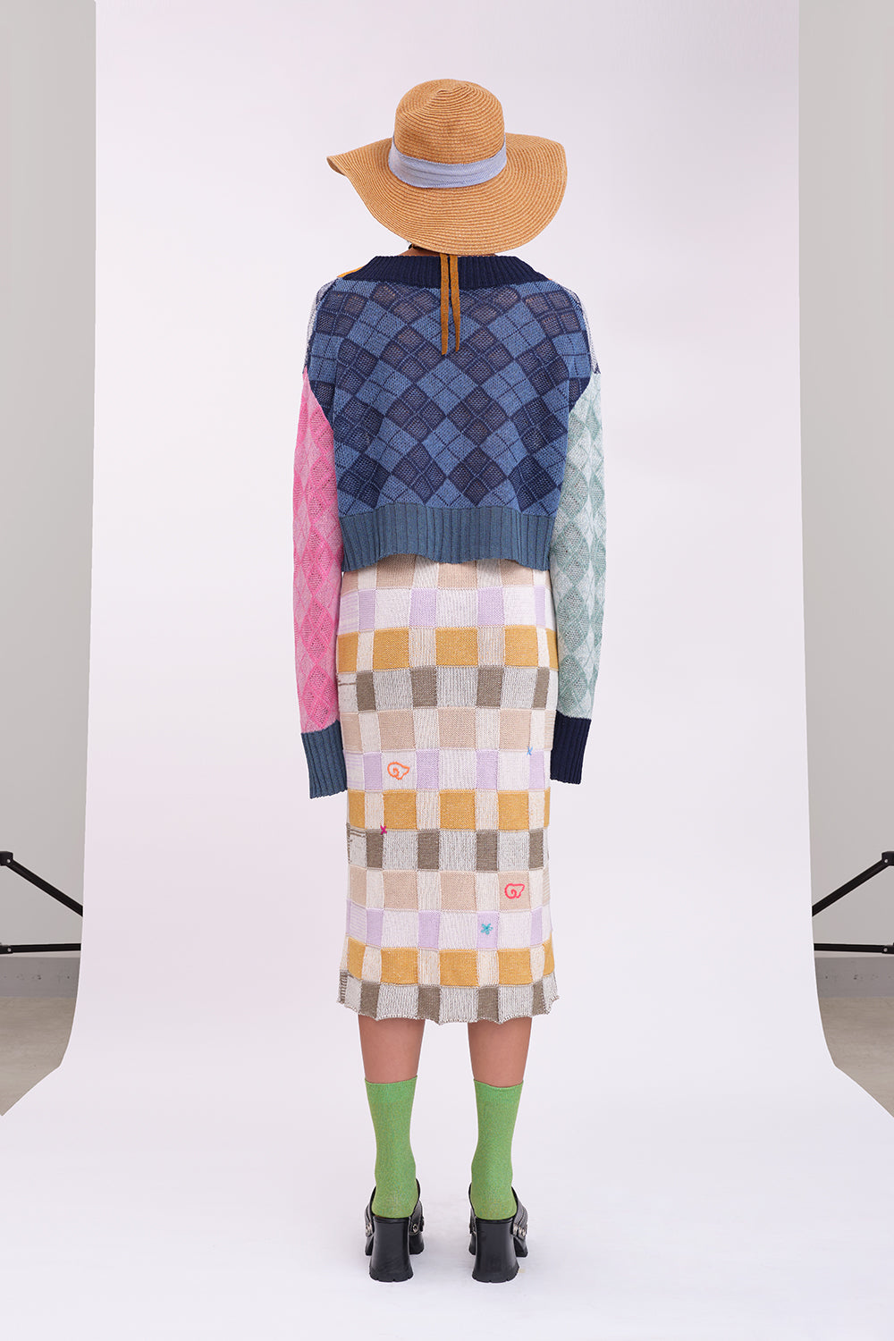 Argyle Long Sleeve Cropped V-Neck Pullover