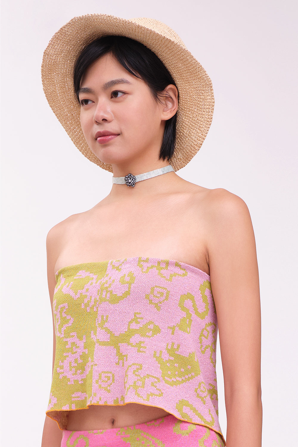 Choker in Mint Linen