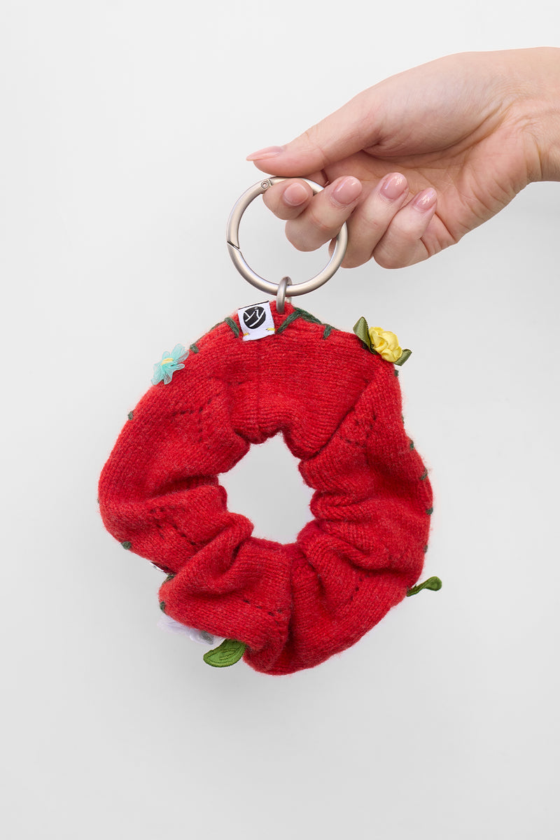 Ribbon Scrunchie Charm in Ruby Lambswool