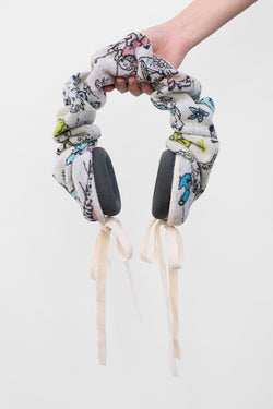 Laza Headset Cozy in Ivory Jacquard