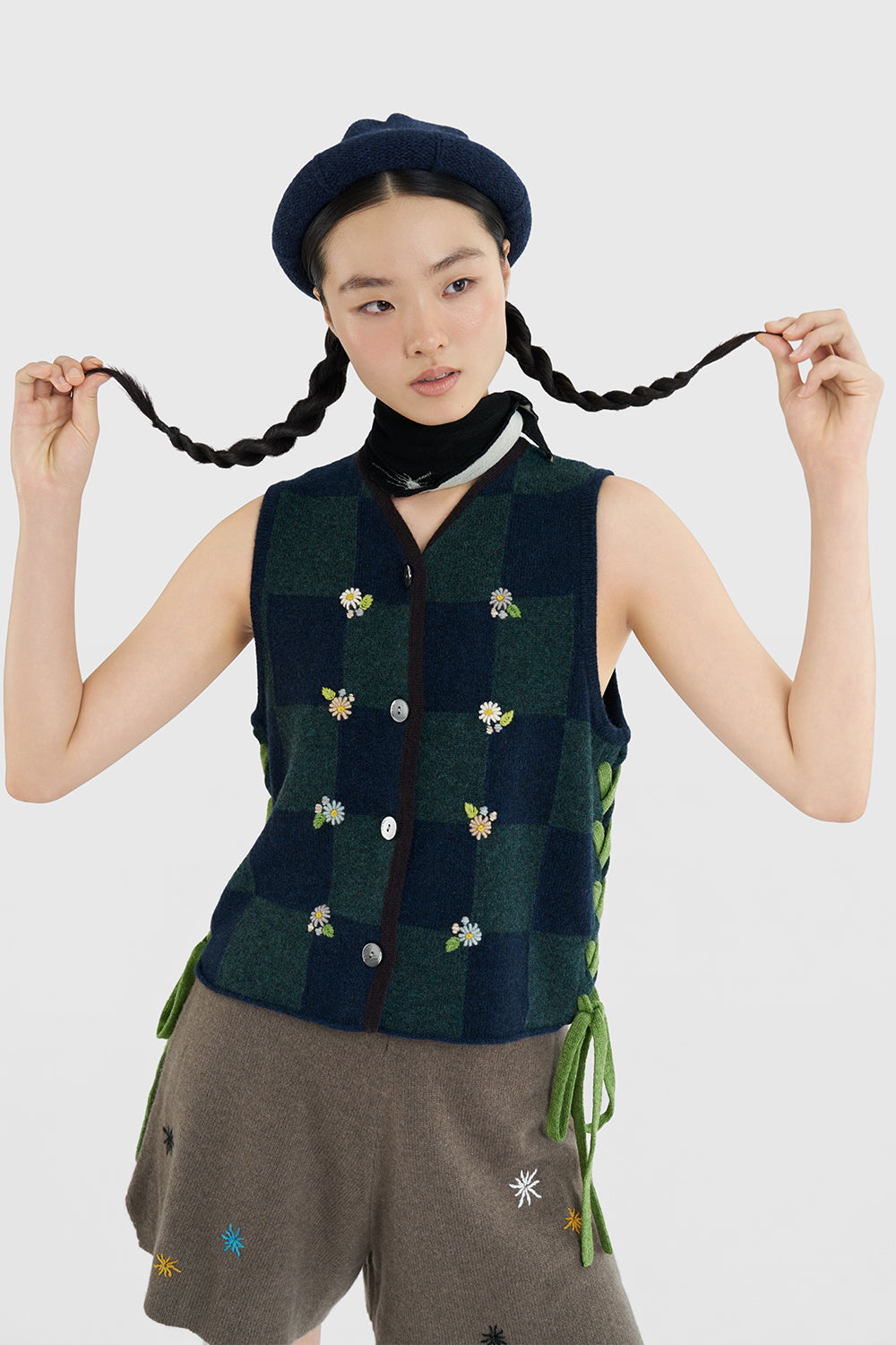 Daisy Check V-Neck Boxy Waistcoat