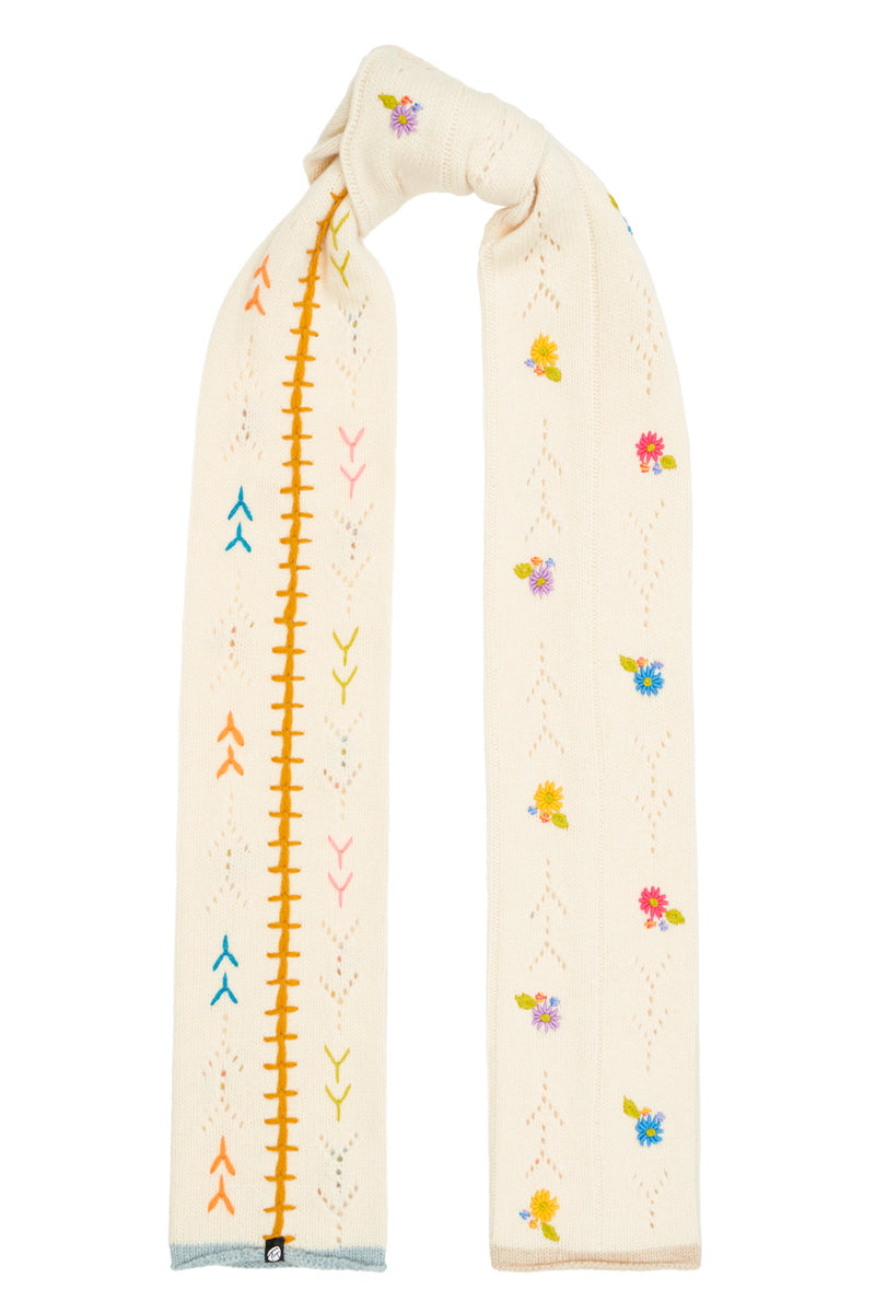 Daisy Skinny Scarf in Chalk Lambswool