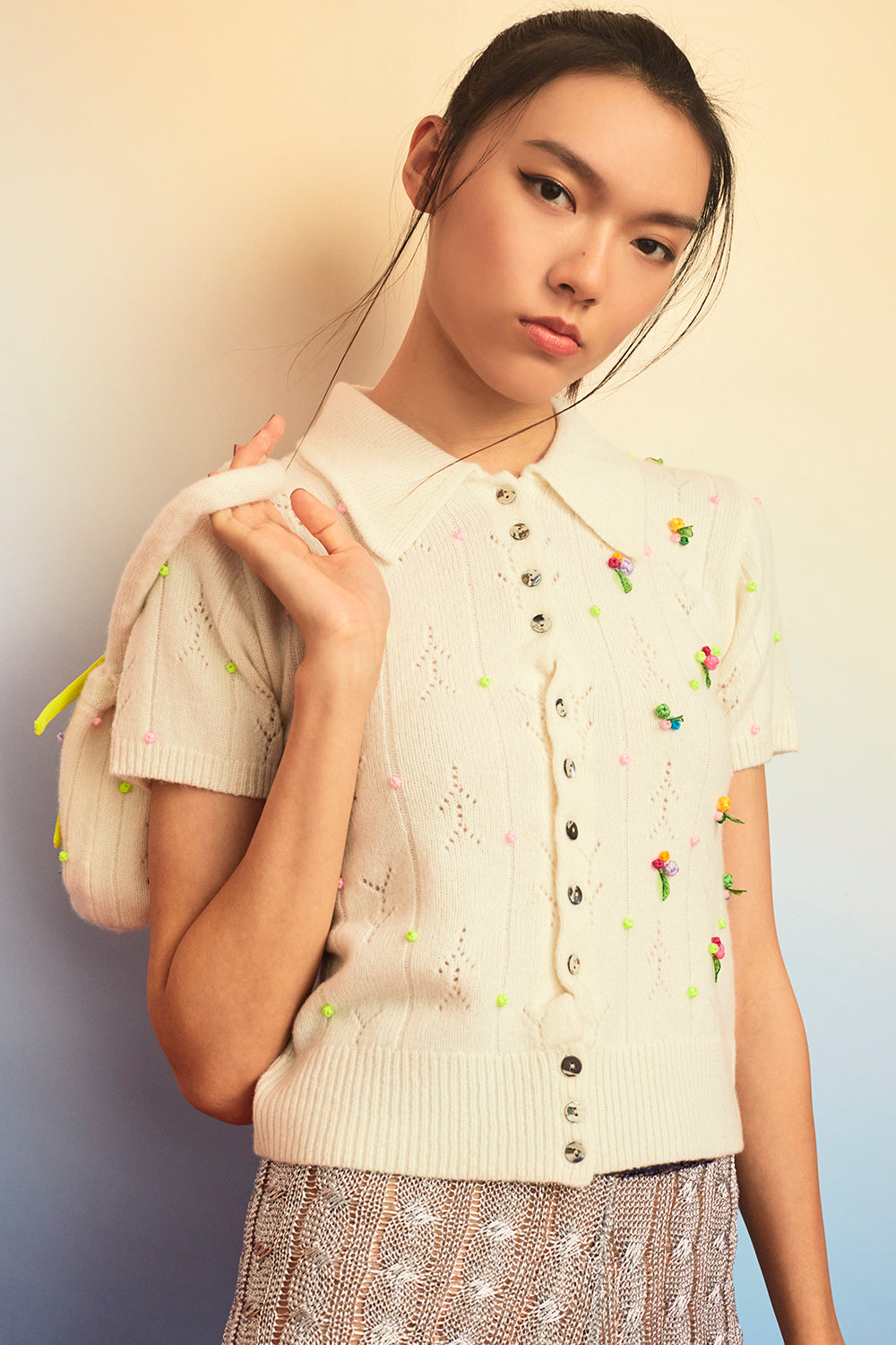 Rosie Short Sleeve Cardigan in Ice White Lambswool