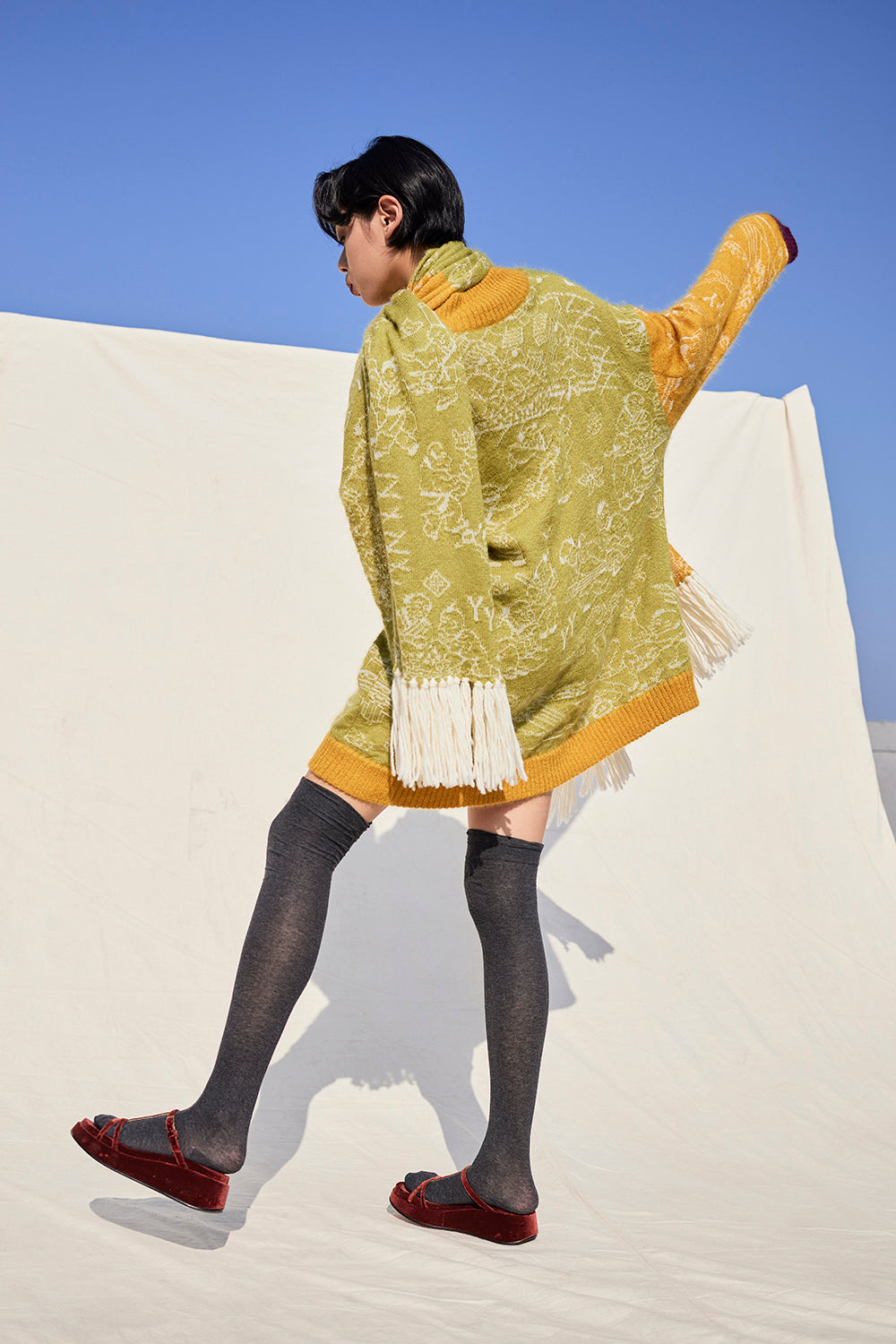 Momo Laza Oversized V-neck Dress