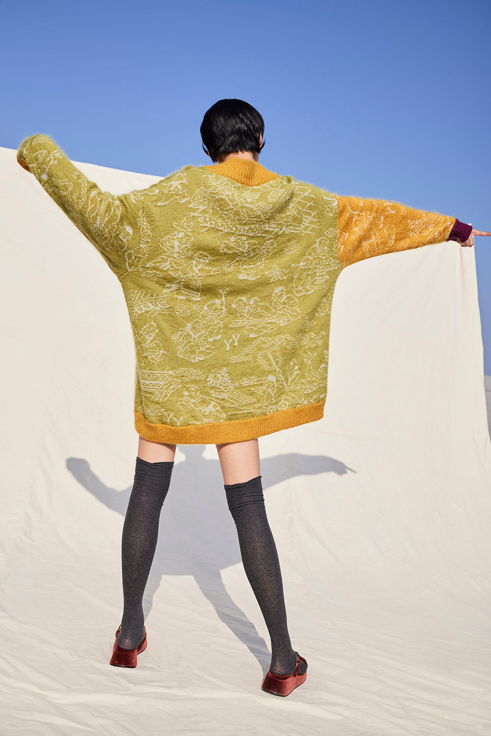 Momo Laza Oversized V-neck Dress